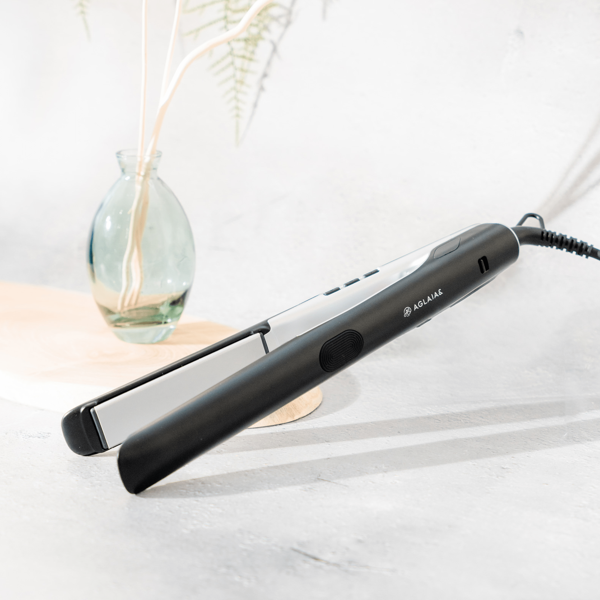 ストレートアイロンuloot(ウルート)